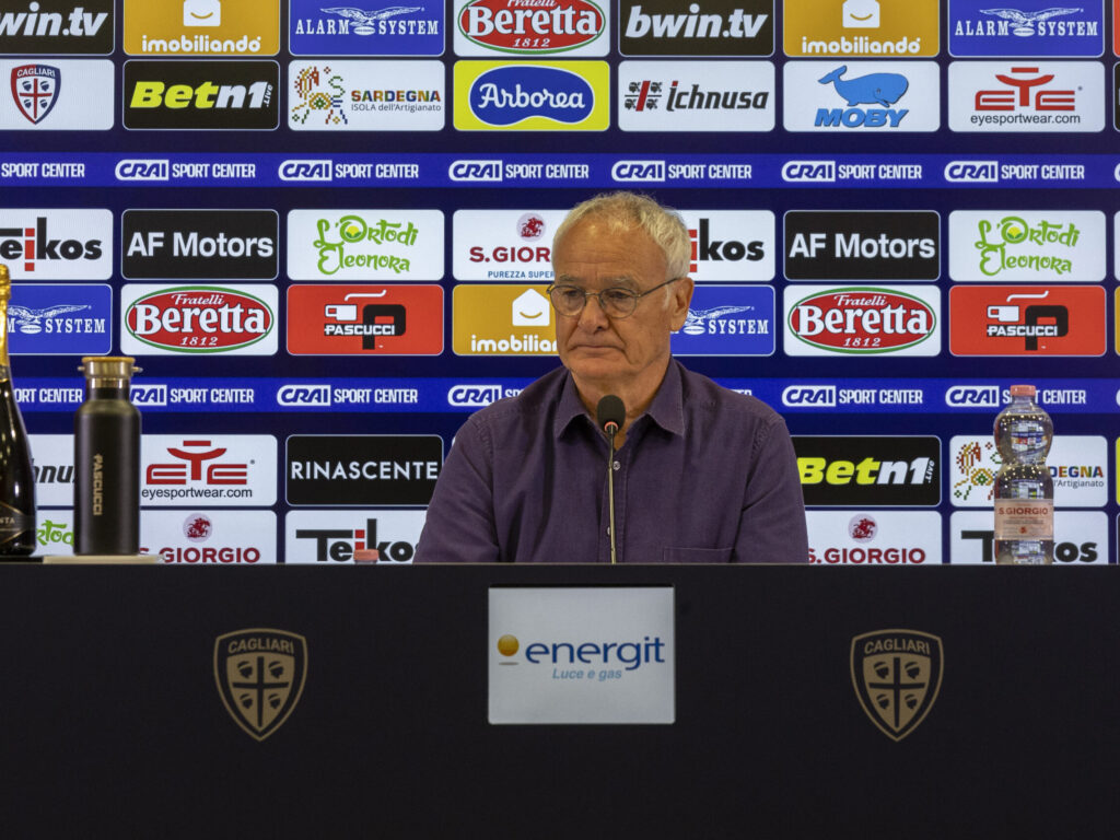 Sandro Ranieri Coach Coach Ranieri before Cagliari-Atalanta - Cagliari