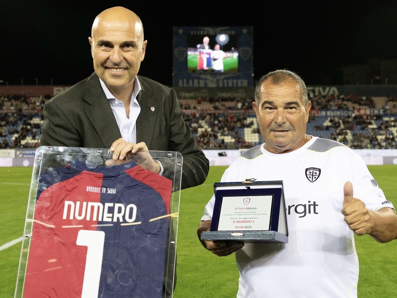 de7f2df2-ae67-45e1-b611-2a1599fc4dc6-1