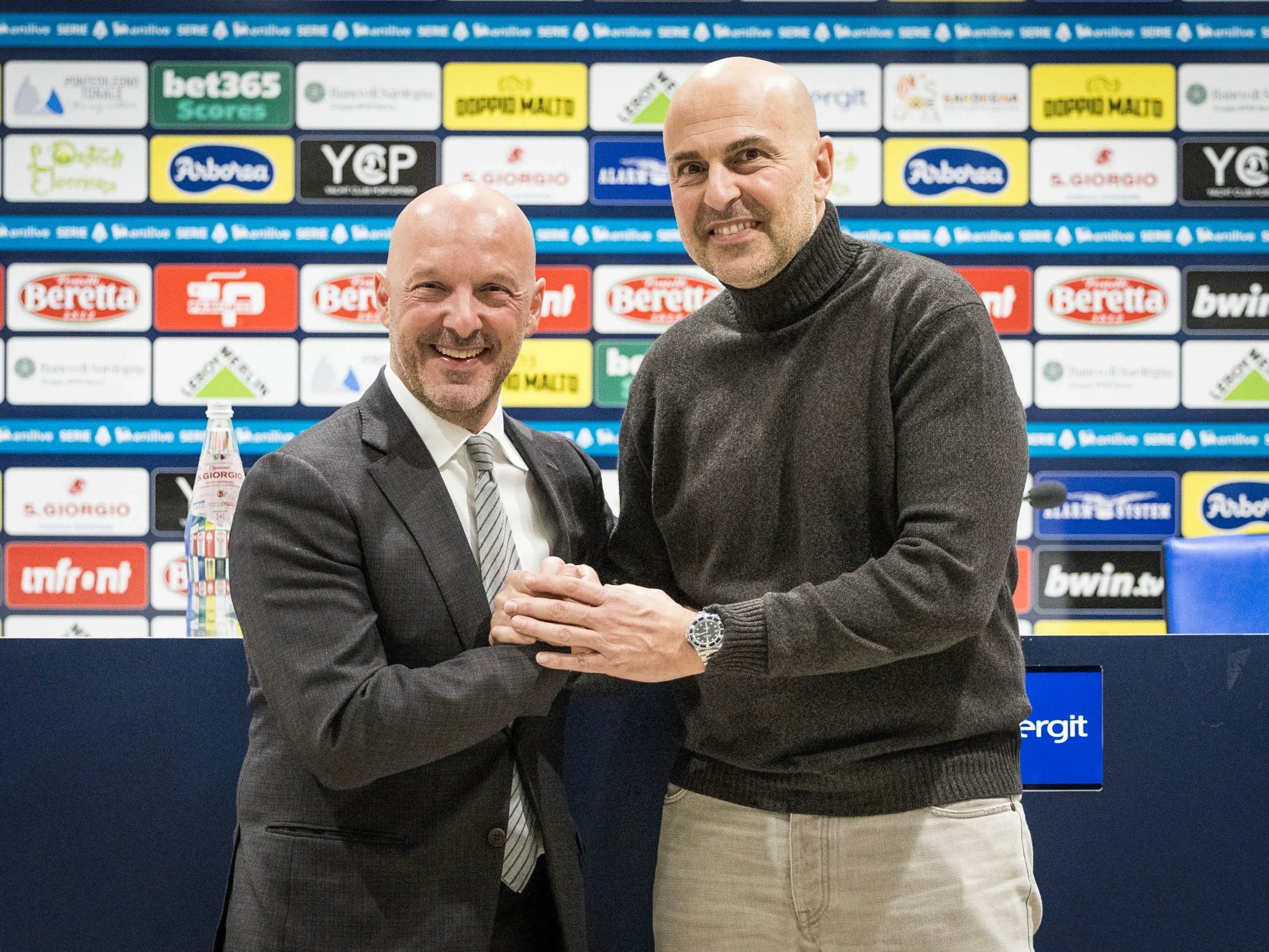 VSPA1537-giulini-fiori-1-scaled