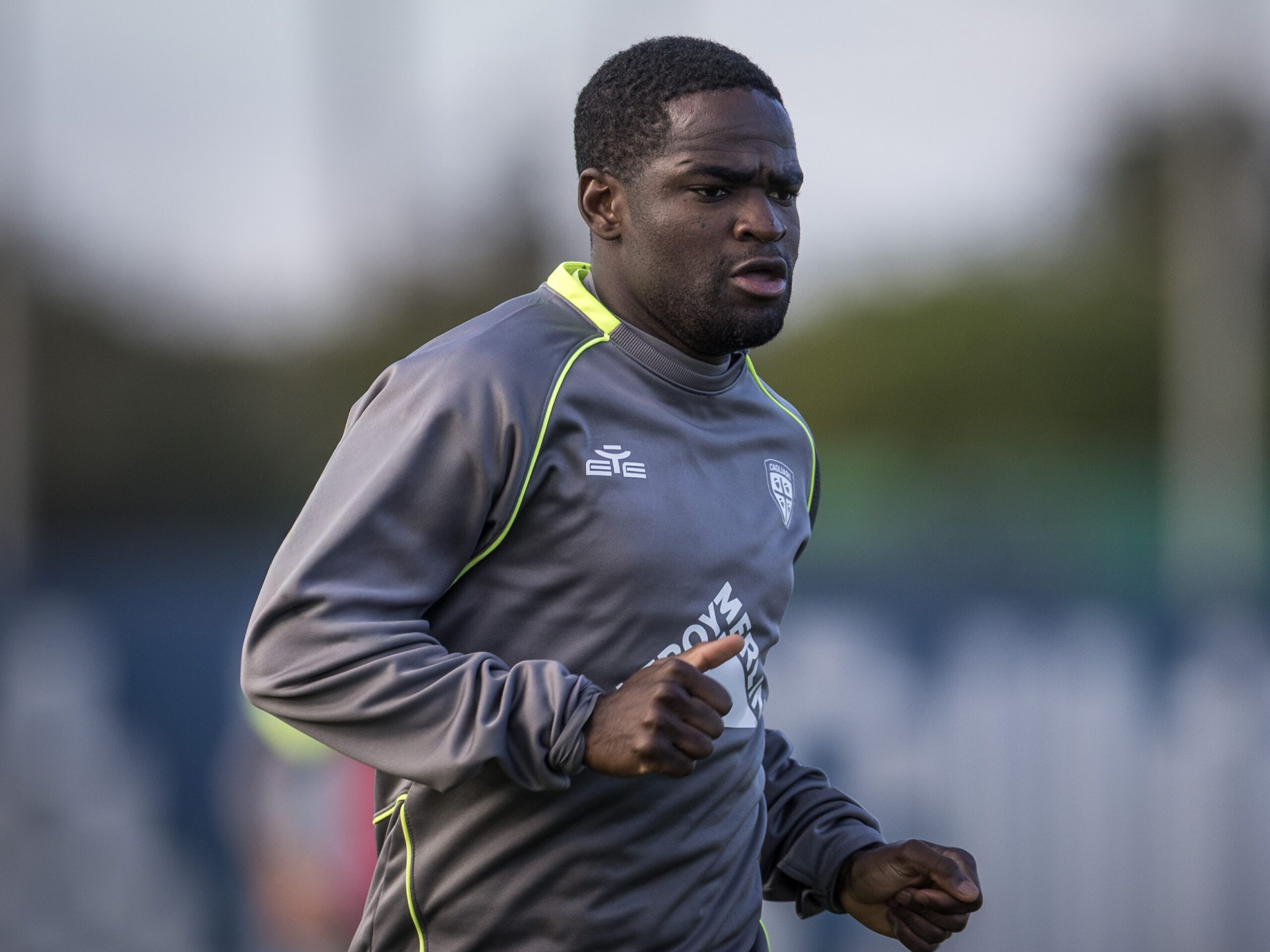 VS__4340-luvu-scaled