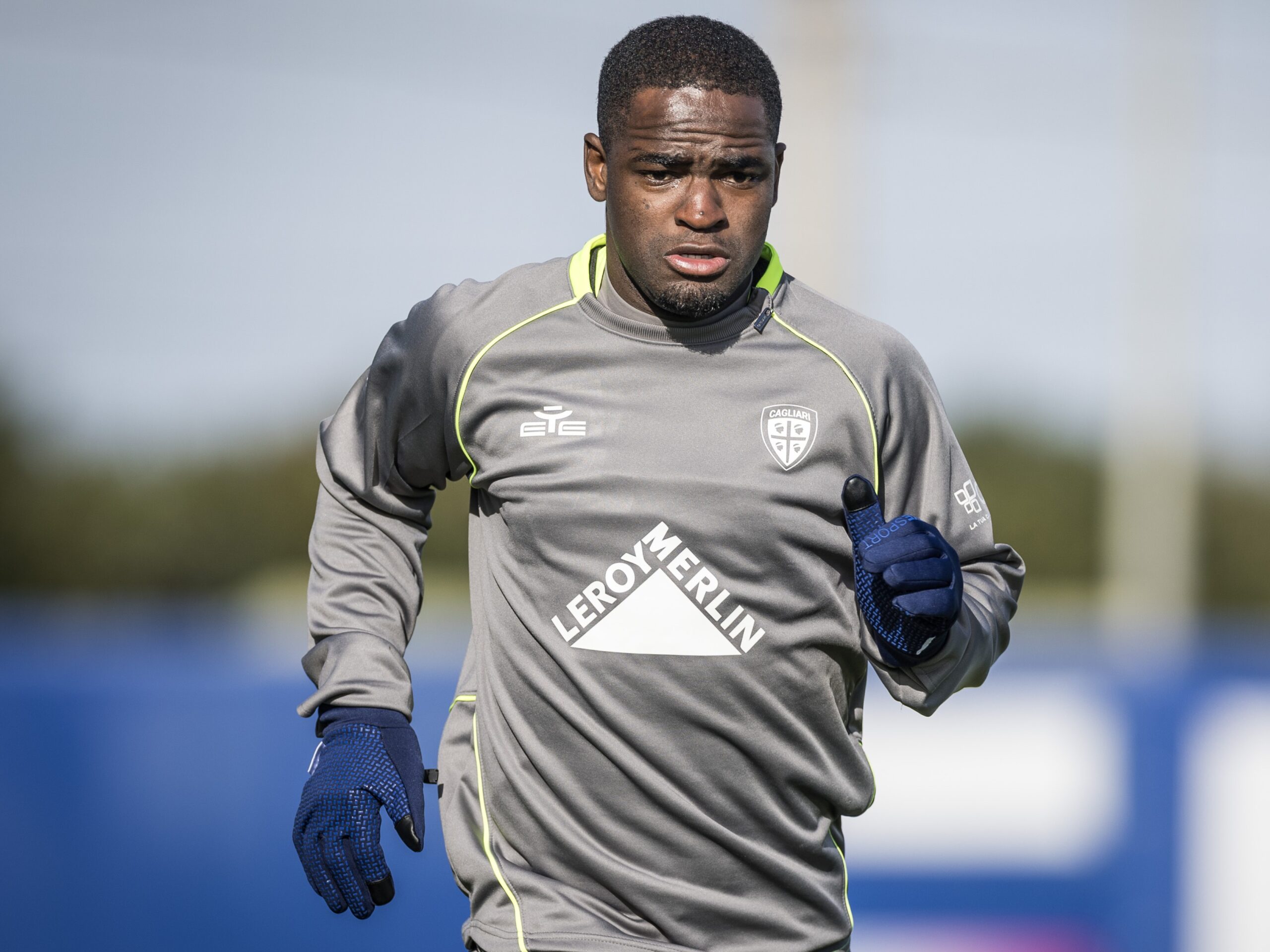 VS__8415-luvumbo-scaled