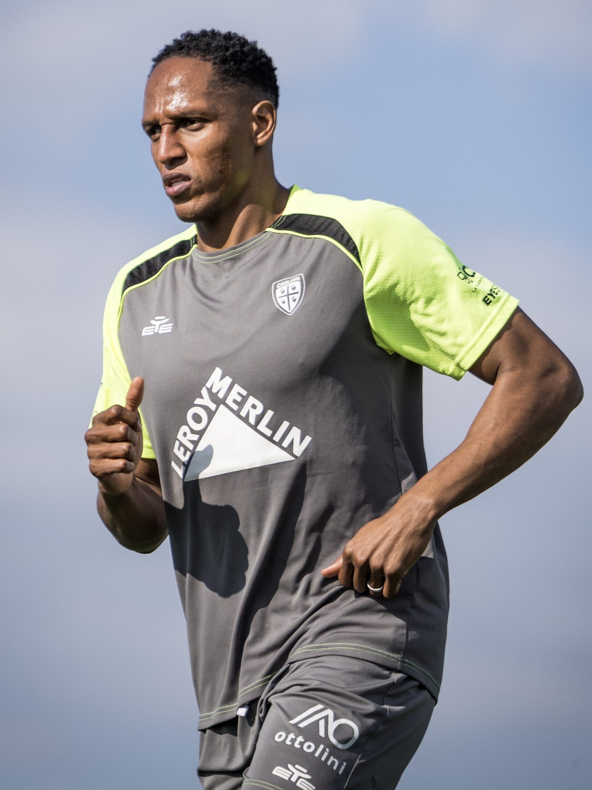 VSPA9422-mina_34-scaled